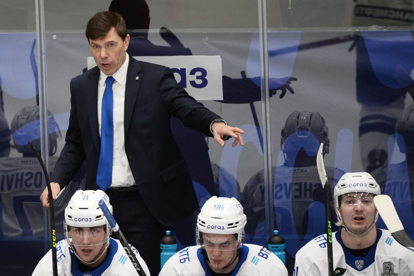 Кудашов остаётся в хоккейном «Динамо» ещё на сезон