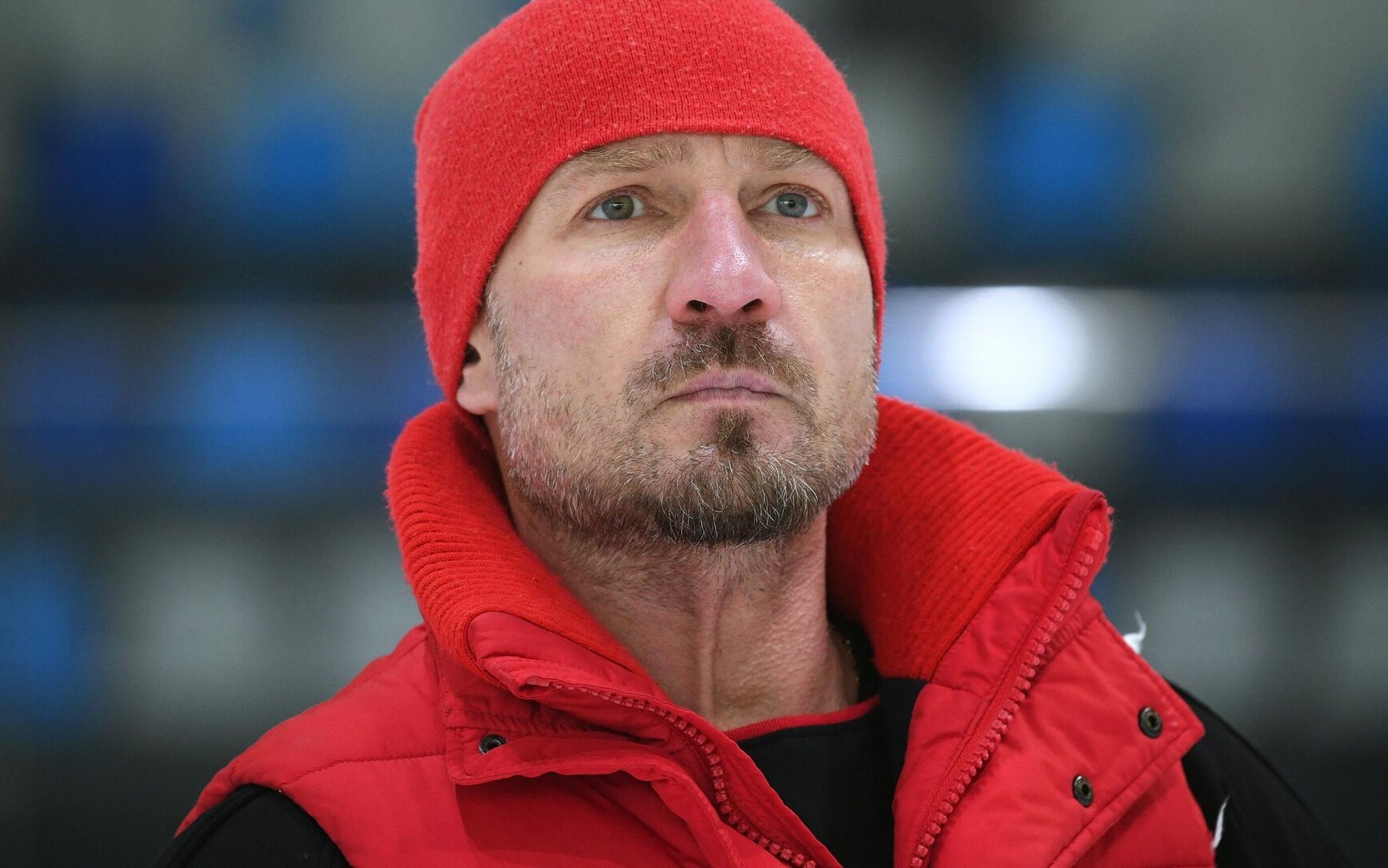 Костомаров показал, как тренируется перед ледовым шоу в Минске