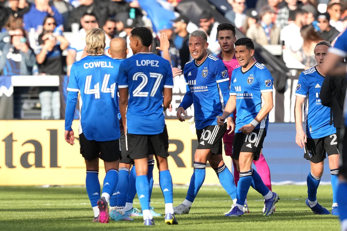 Сан хосе сент. МЛС Сан Хосе. Сан-Хосе earthquakes. San Jose earthquakes. San Jose earthquakes II.