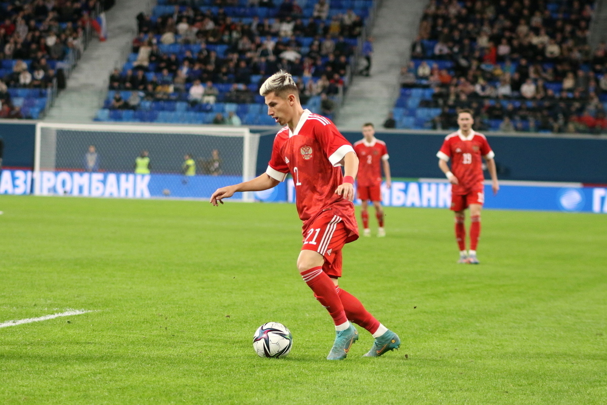 Зиньковский рассказал об установке Карпина сборной России на матч с Сербией