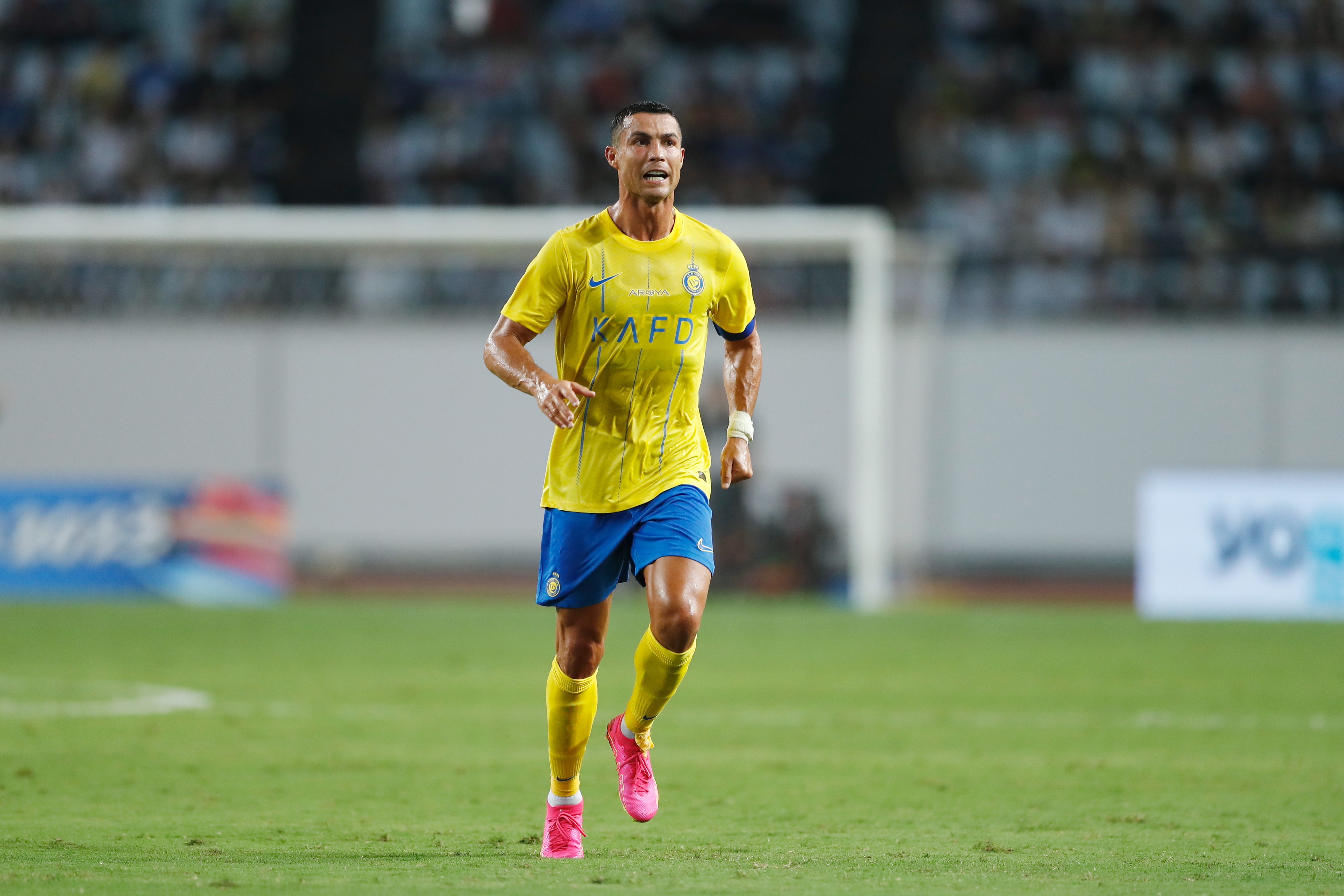 Дубль Роналду принес «Аль-Насру» победу над «Аль-Хилялем» Малкома в финале Кубка арабских чемпионов
