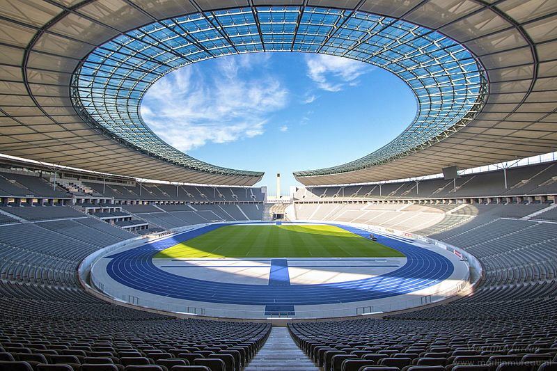 Олимпийский стадион в Берлине / Фото: Martijn Mureau, Wikimedia Commons