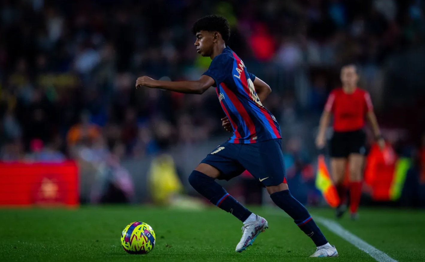 Игрок «Барселоны» Ямал стал самым молодым дебютантом в истории сборной Испании