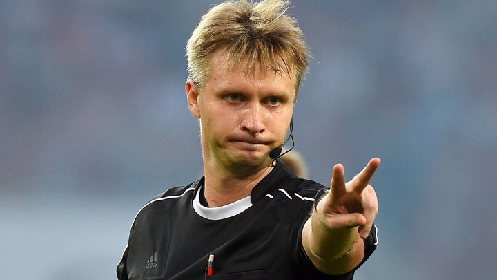 Лапочкин назвал печальным момент с неназначенным на Писарском пенальти в матче «Пари НН» и «Крыльев»