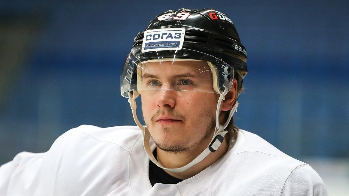 Шумаков заявил, что КХЛ следовало бы перенять у НХЛ опыт подготовки
