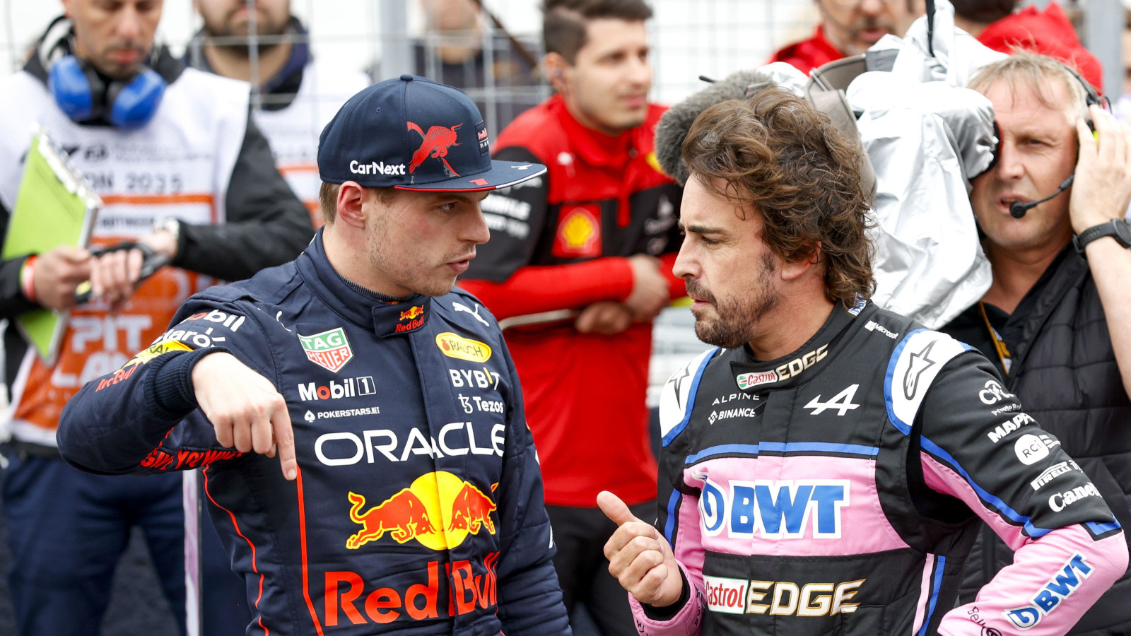 Макс Ферстаппен выразил недоумение вероятным подписанием Алонсо в Red Bull