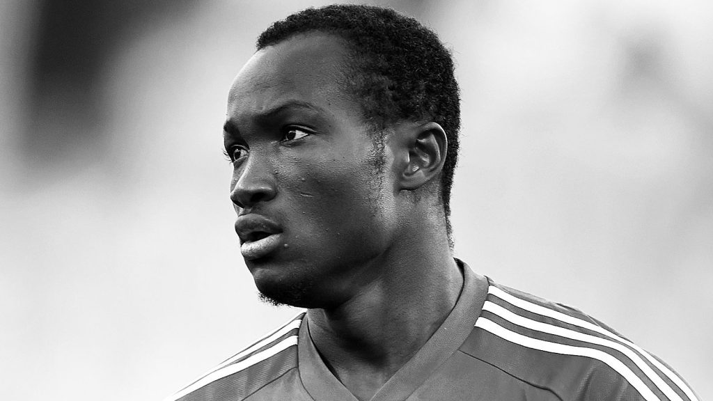 28-летний футболист сборной Ганы Двамена умер от сердечного приступа во время матча