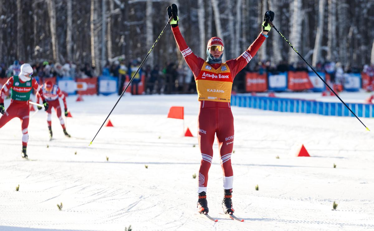Большунов досрочно стал победителем спринтерского зачёта на Кубке России