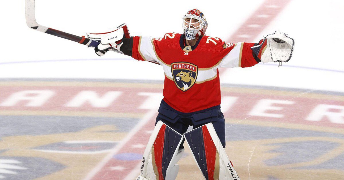 Бобровский стал третьим российским вратарём, одержавшим 15 побед в одном плей-офф НХЛ