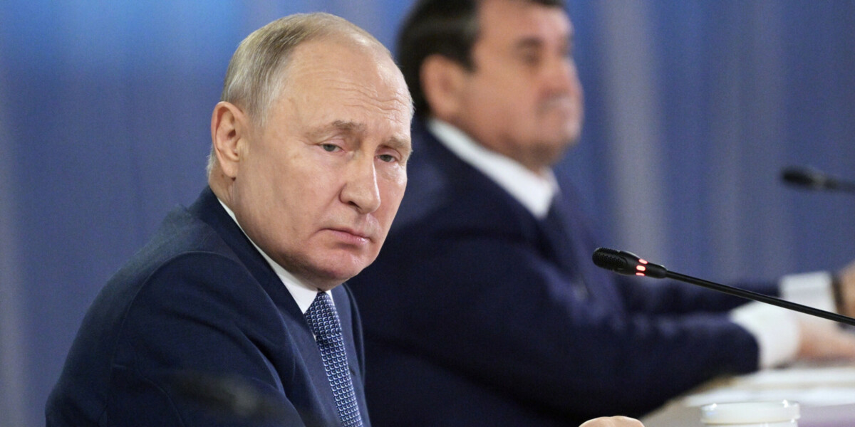 Путин призвал разобраться с агентами, которые везут российских хоккеистов за границу