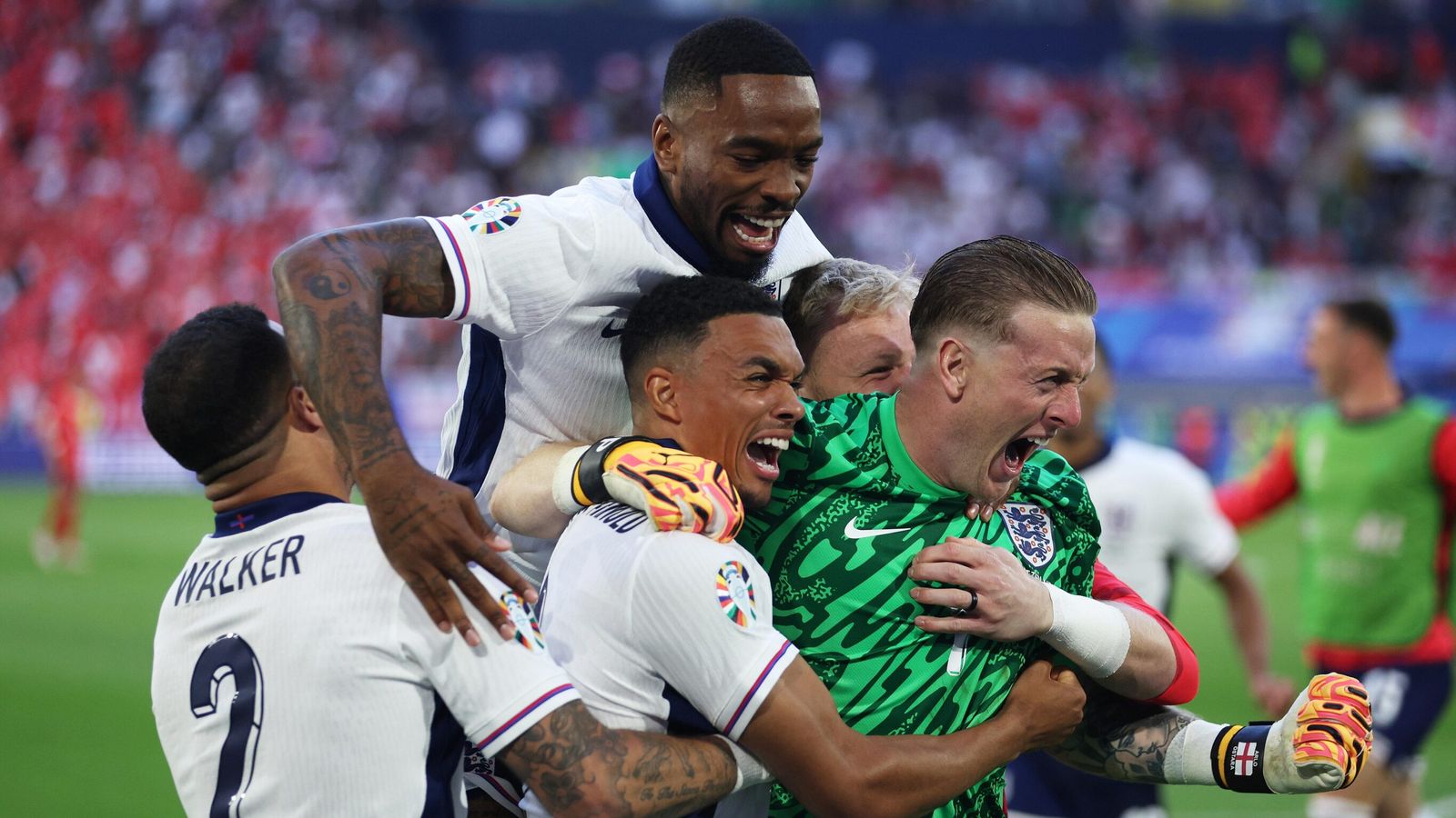 Сборная Англии второй раз подряд вышла в финал чемпионата Европы