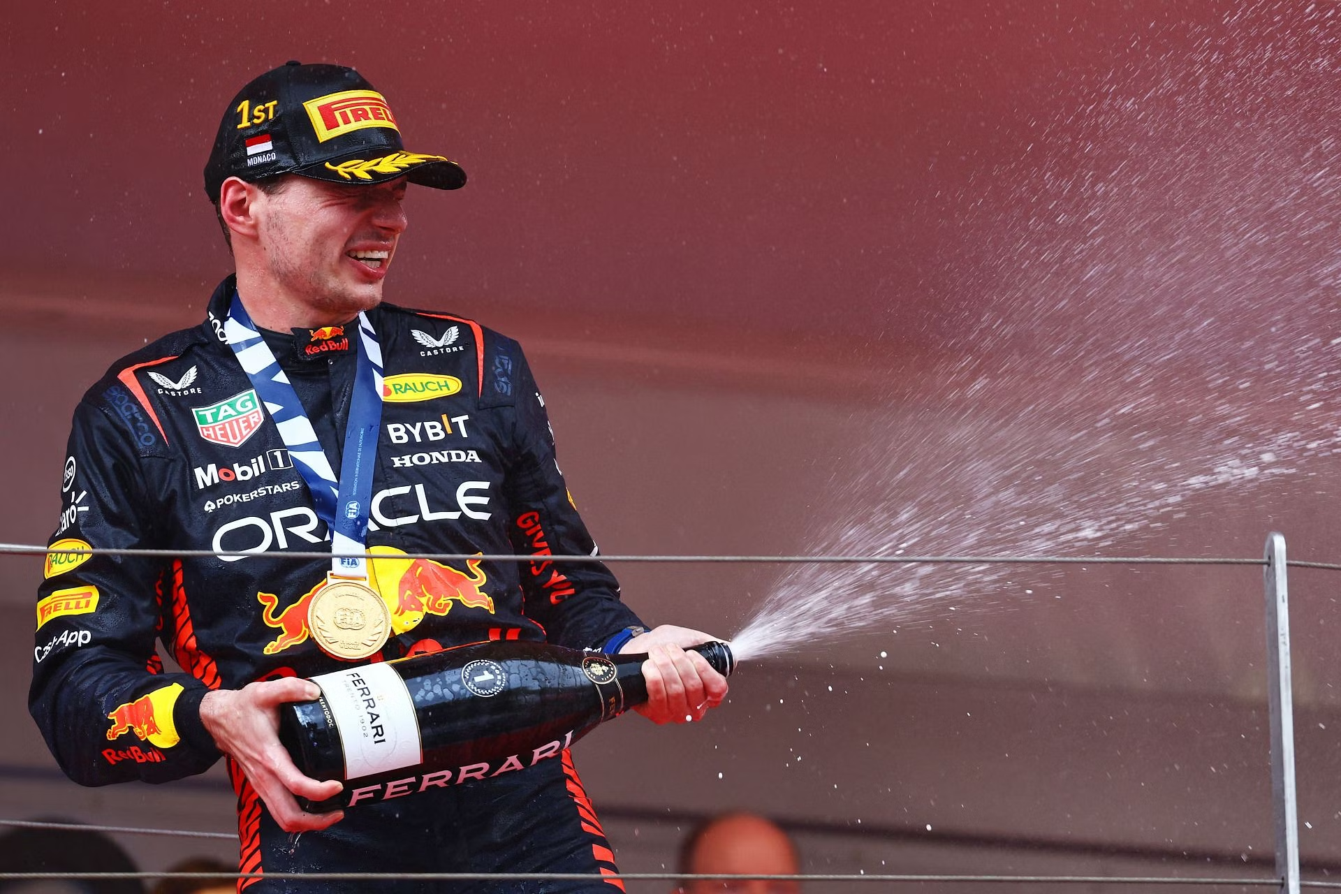 Ферстаппен выиграл Гран-при Монако и сравнялся с Феттелем по числу побед за «Ред Булл»