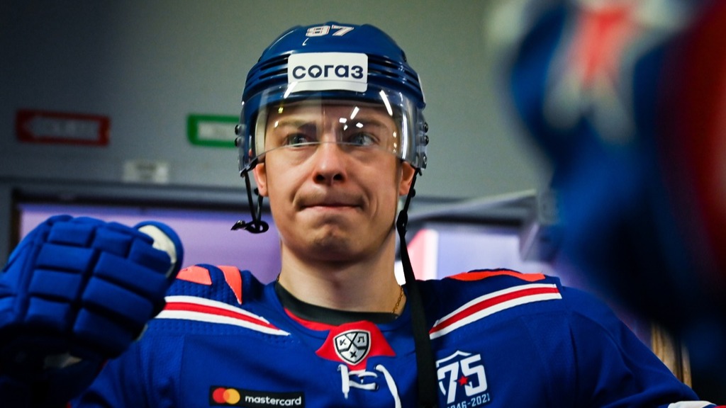 Московское хоккейное «Динамо» ведет переговоры с Гусевым