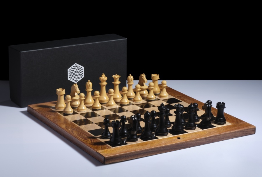 Непомнящий и Горячкина в группе лидеров: главное о шахматном Турнире претендентов