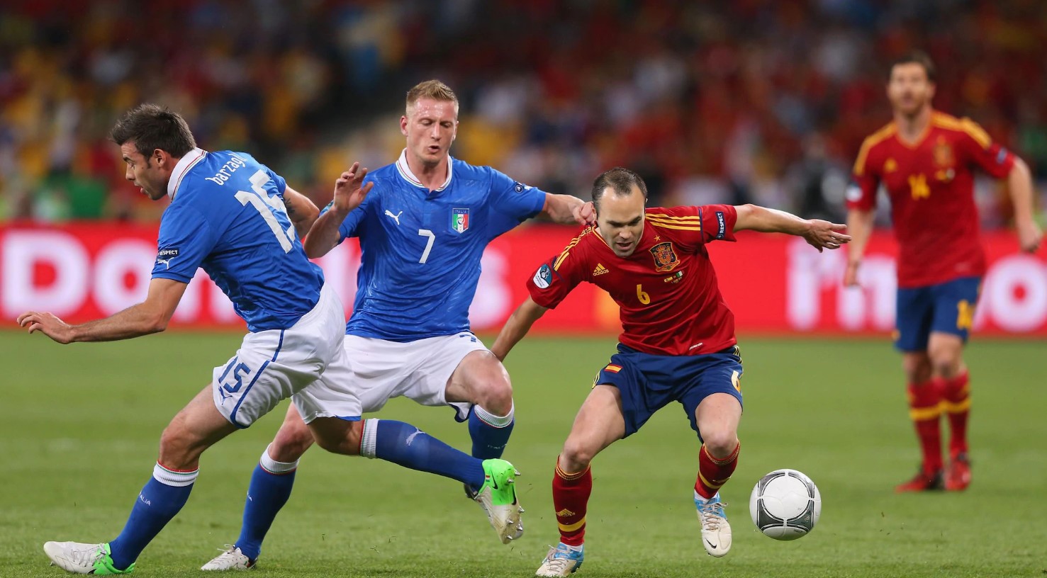 Финал Евро-2012 между сборными Испании и Италии: Андрес Иньеста
