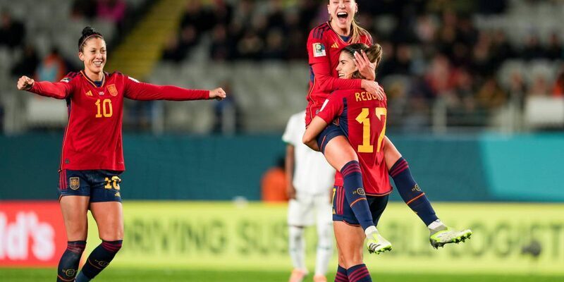 Женская сборная Испании в серии пенальти обыграла Колумбию и вышла в 1/2 финала ОИ-2024