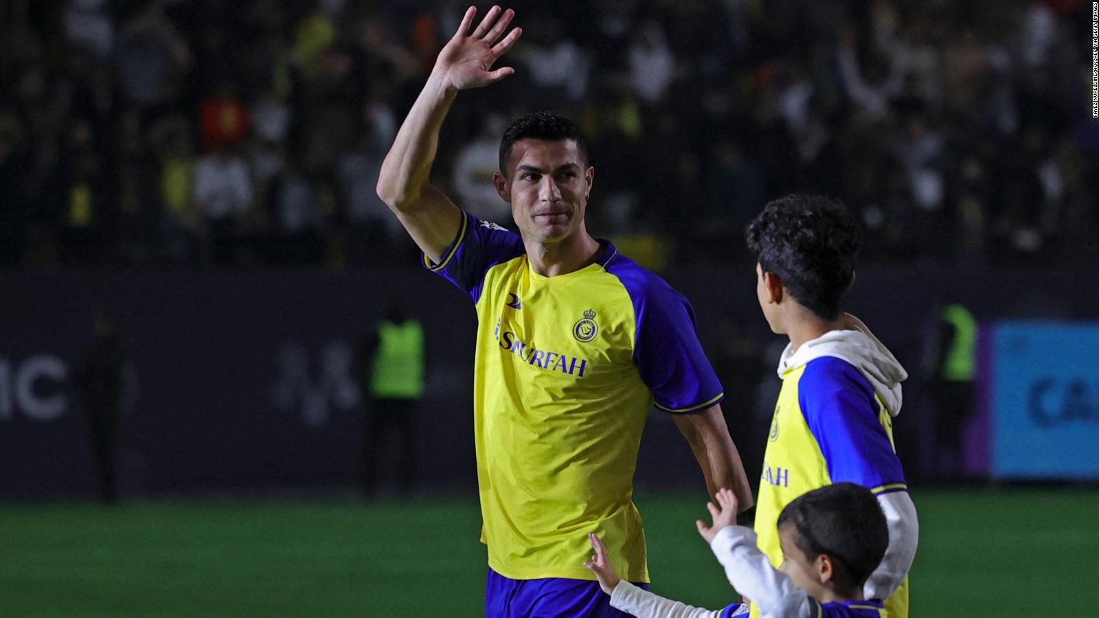 Гендиректор «Аль-Насра» сообщил, что Роналду останется в клубе на следующий сезон