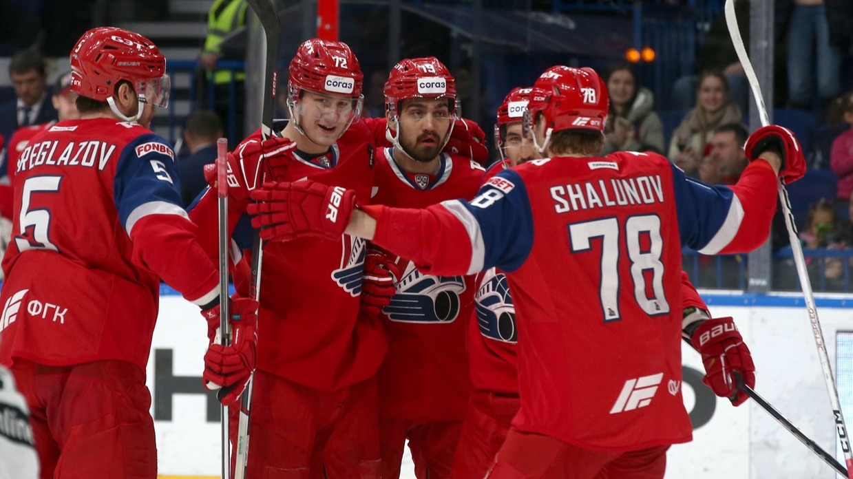 «Локомотив» обыграл «Спартак» в матче регулярного сезона КХЛ