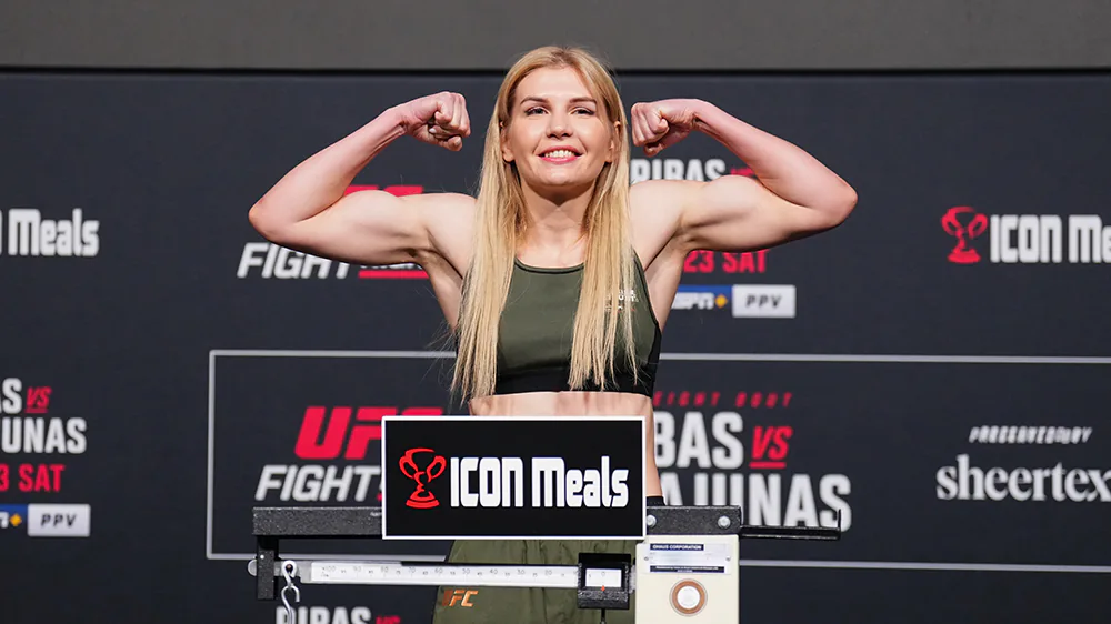 Железнякова: дебют в UFC прошел отлично с учетом того, что не могла бить ногами и бороться