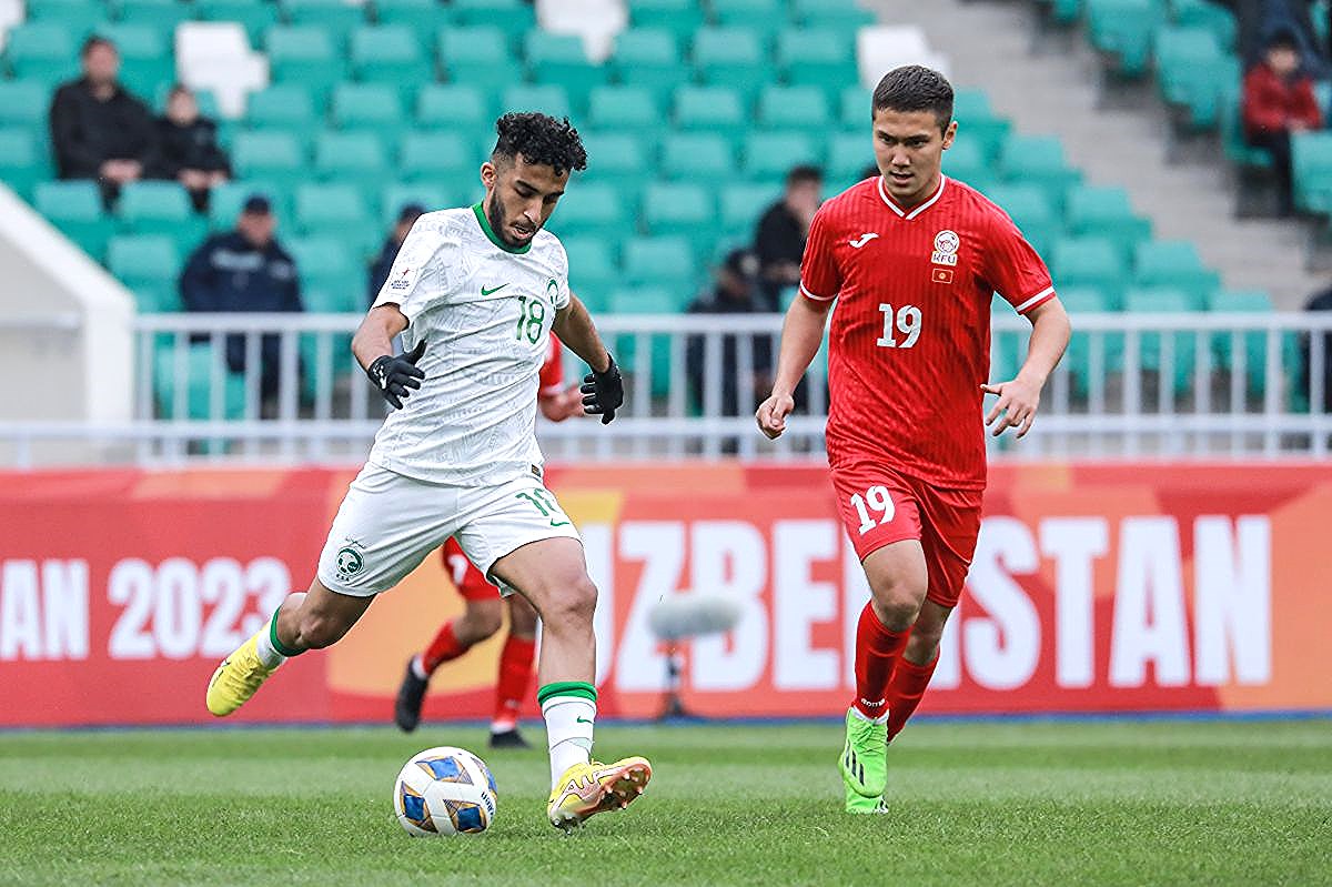 Кыргызстан вдевятером уступил Саудовской Аравии в матче Кубка Азии