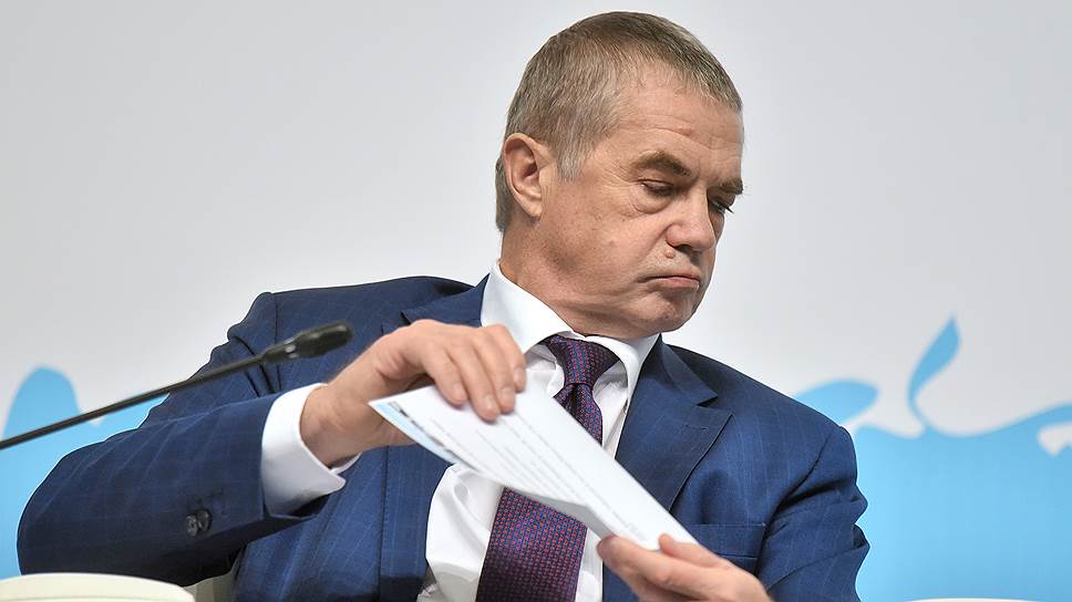 Медведев назвал ложной информацию об интересе «Зенита» к Экитике