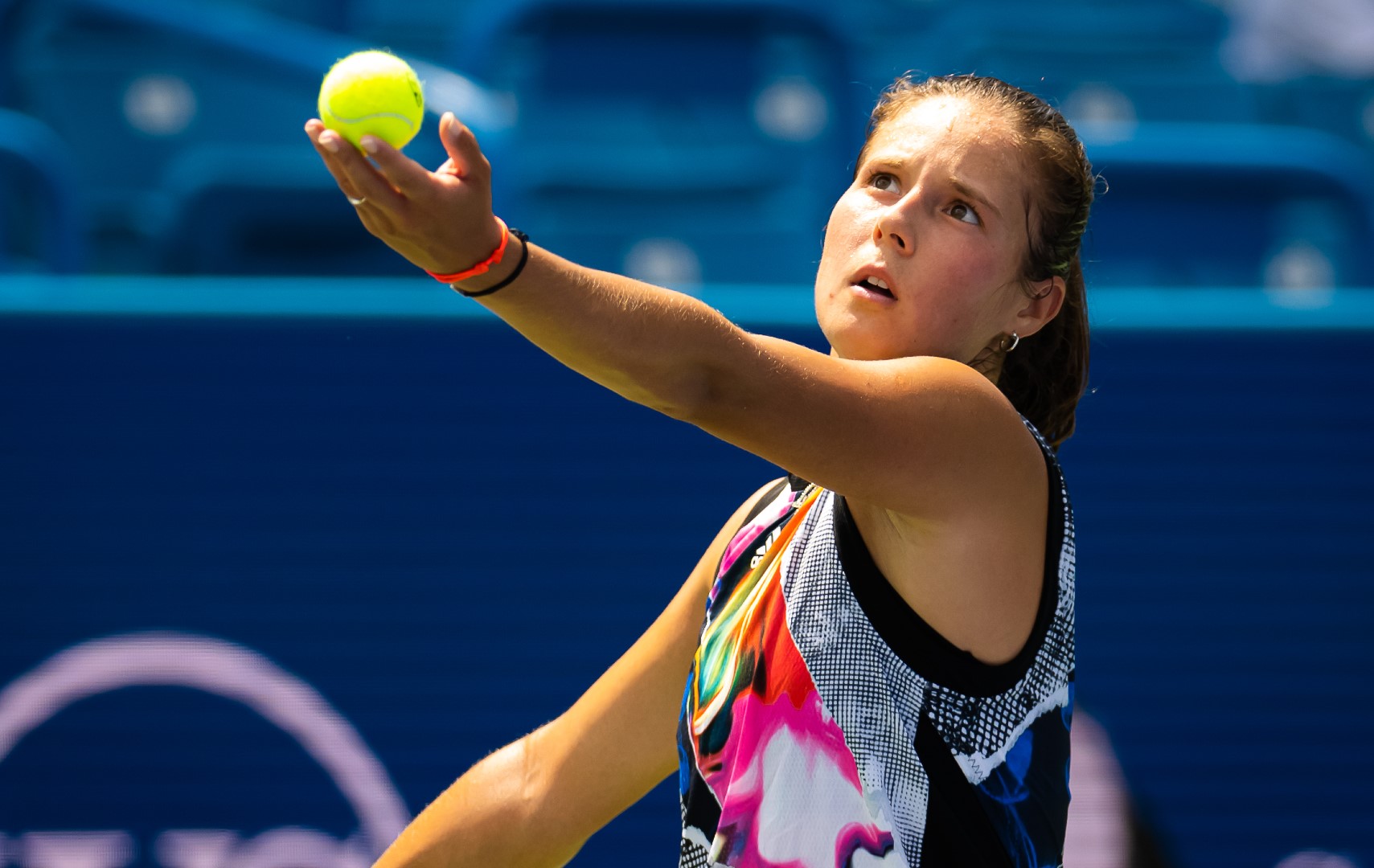 Касаткина вышла в третий круг турнира WTA-1000 в Мадриде, где сыграет с Павлюченковой