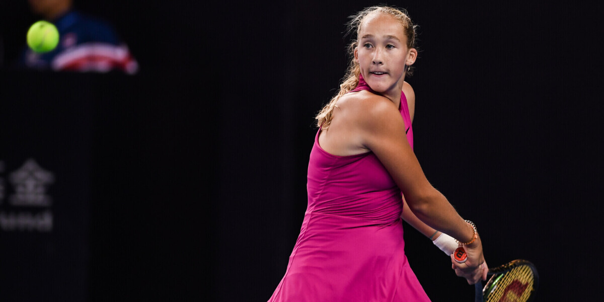 Мирра Андреева прошла в третий круг турнира WTA в Брисбене, переиграв Самсонову