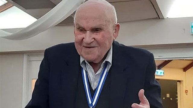 Старейший олимпиец СССР Уралов не захотел эвакуироваться из прифронтового города в Израиле