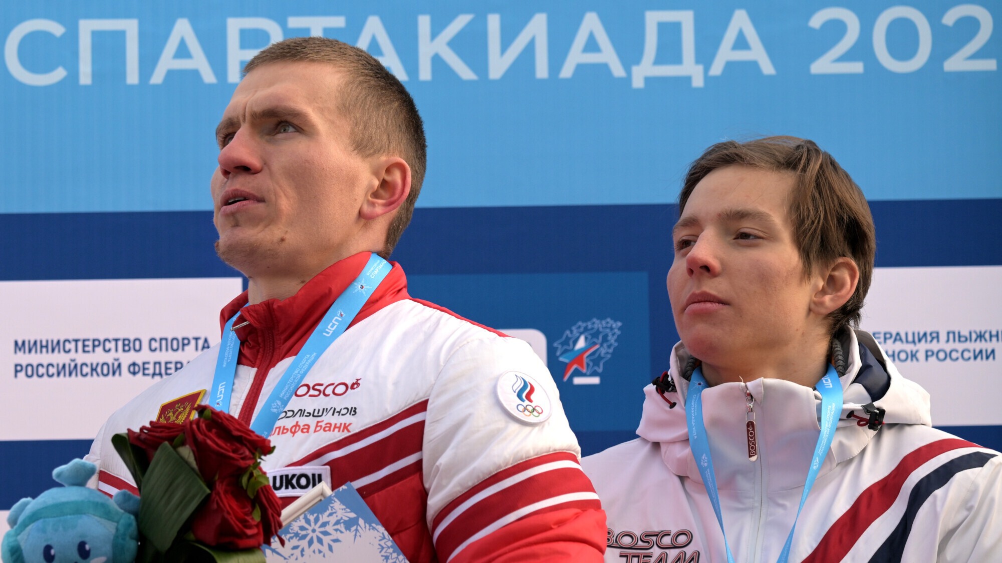 Лыжник Коростелёв заявил, что у него не опускаются руки от доминирования Большунова