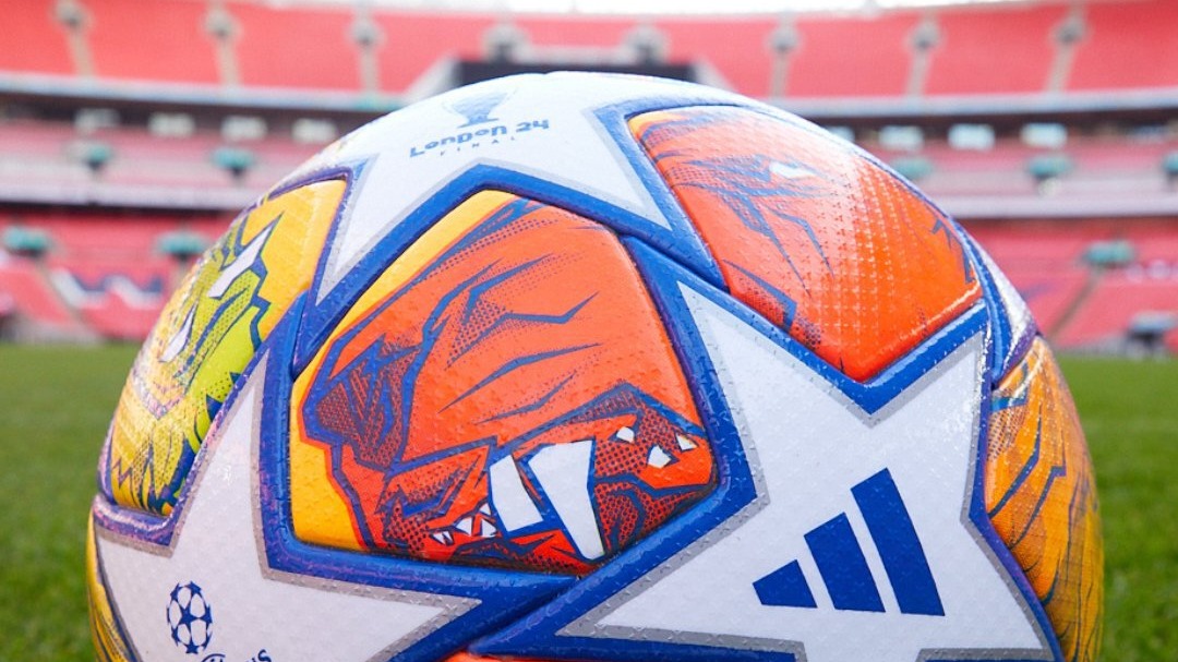 Adidas и УЕФА представили мяч плей-офф Лиги чемпионов-2023/24