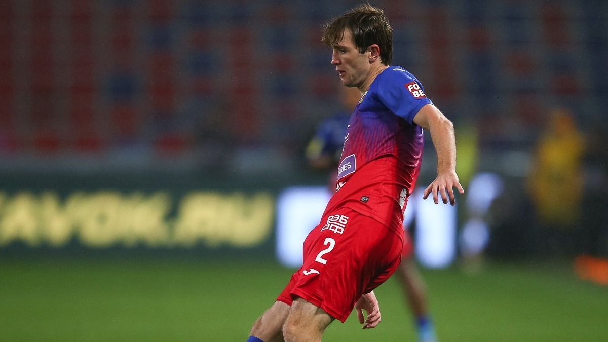 Гаджиев заявил, что возвращение Фернандеса в ЦСКА зависит от его состояния