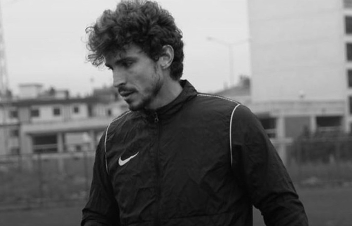 Турецкий футболист умер от рака в возрасте 29 лет