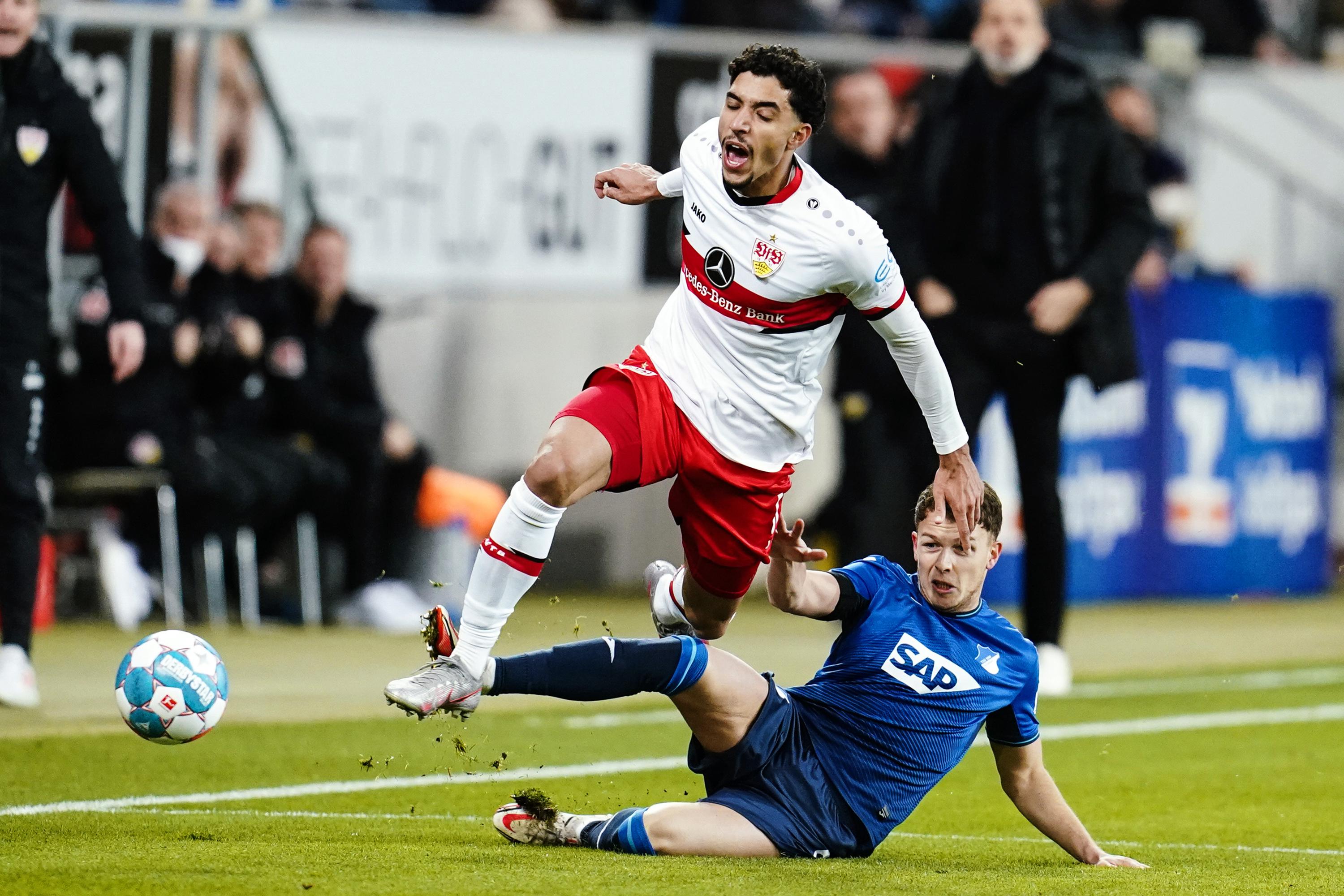«Штутгарт» забил три безответных гола «Хоффенхайму» в игре 26-го тура Бундеслиги