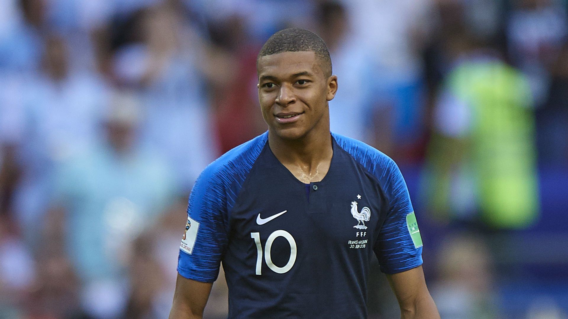 Mbappe футболист фото