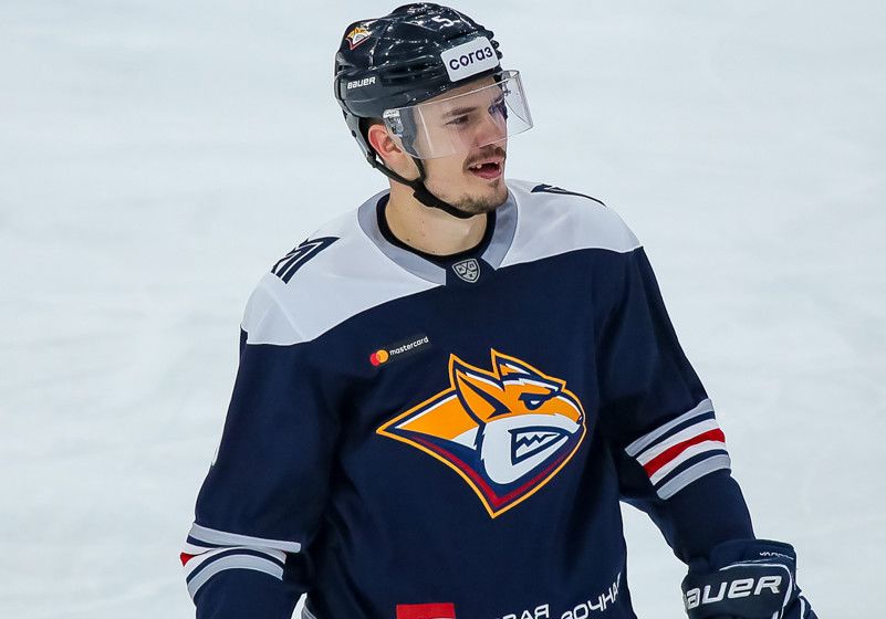 Защитник Меньшиков стал шестым российским хоккеистом в истории «Йокерита»