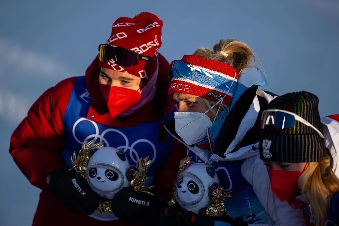 Первая гонка России на Олимпиаде в Пекине: у Непряевой серебро, Рыгалина в десятке, Ступак расплакалась