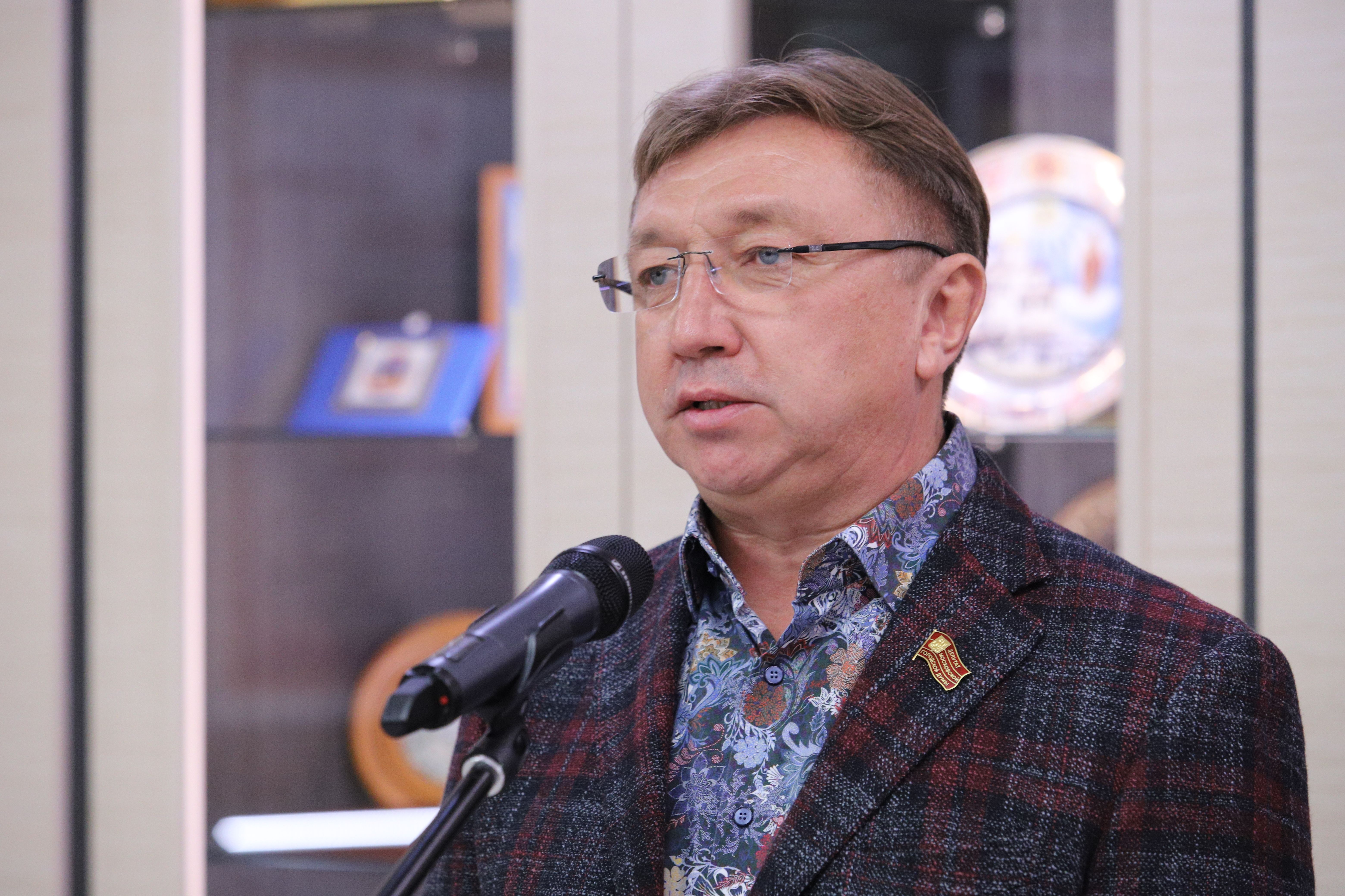 Президент «Самбо-70» Лайшев назвал чиновников ISU слабыми и трусливыми людьми