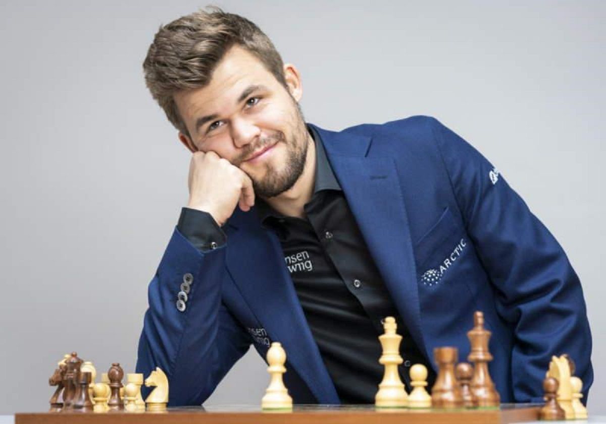 Карлсен обыграл Непомнящего и отстоял звание чемпиона мира по шахматам