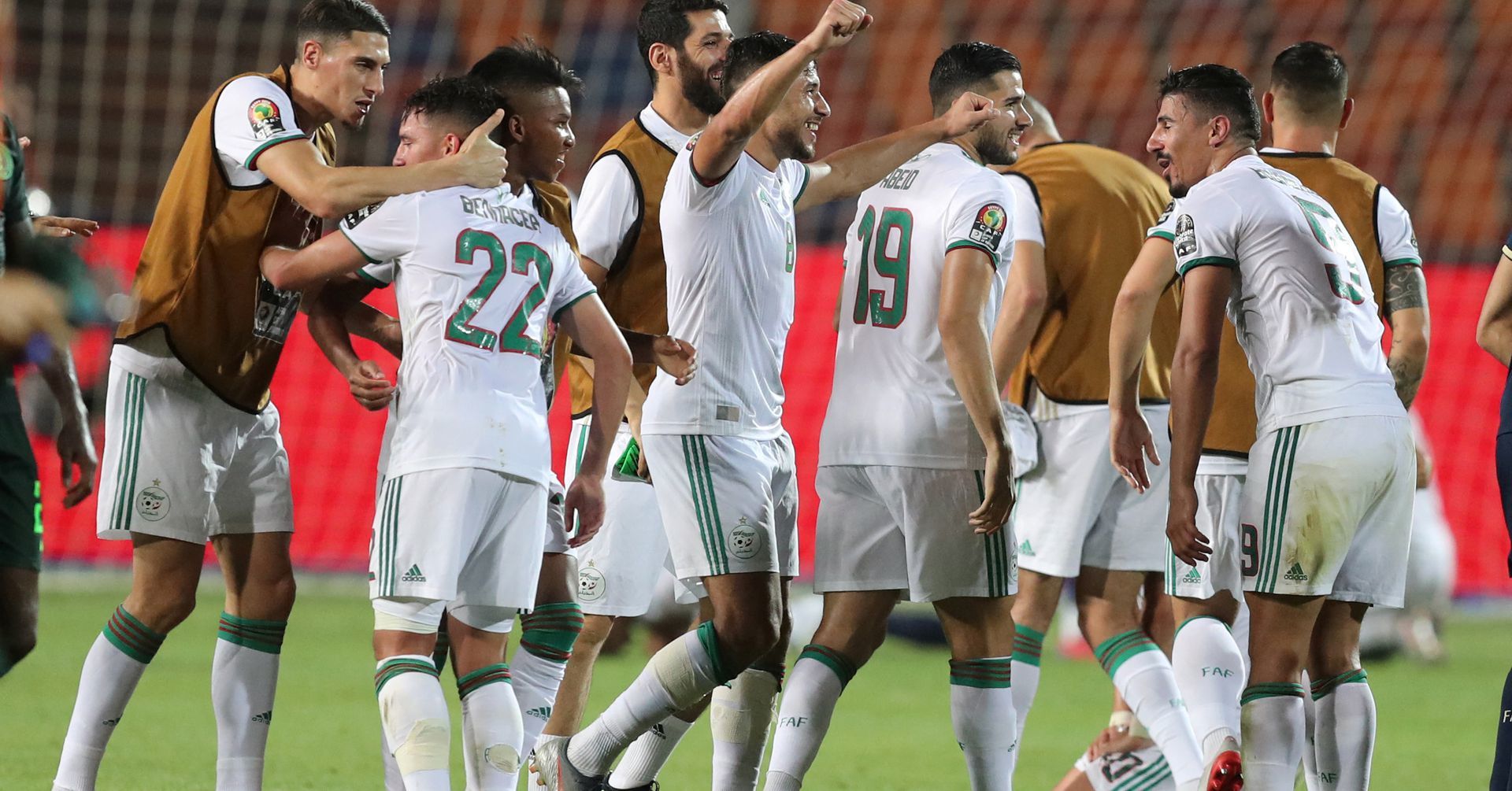 Гвинея Алжир. Algeria National Team 2019. Пико Базиле Экваториальная Гвинея.