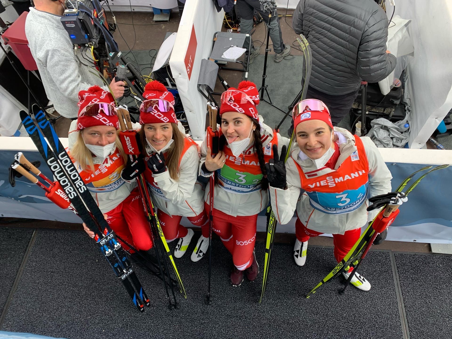 Лыжи женские гонки. Сборная России по лыжным гонкам 2021.