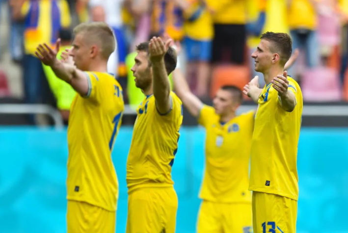 Где покажут матч Швеция – Украина? За двое суток до начала его не было в программе