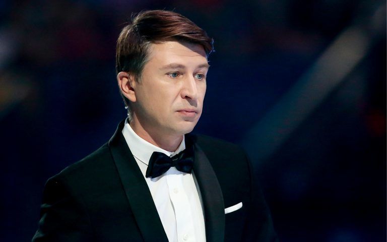 Ягудин отреагировал на поцелуй Милохина и Медведевой на съемках «Ледникового периода»