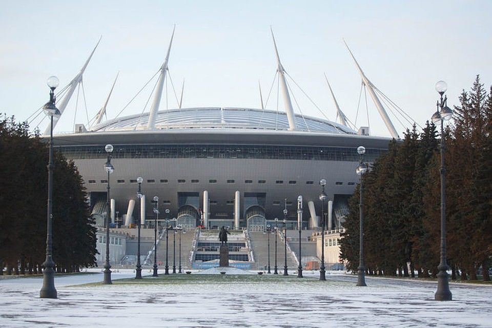 Лужники зенит. Крестовский стадион. Стадион Динамо на Крестовском острове в СПБ. Зенит Арена. Стадион Зенит Ижевск.