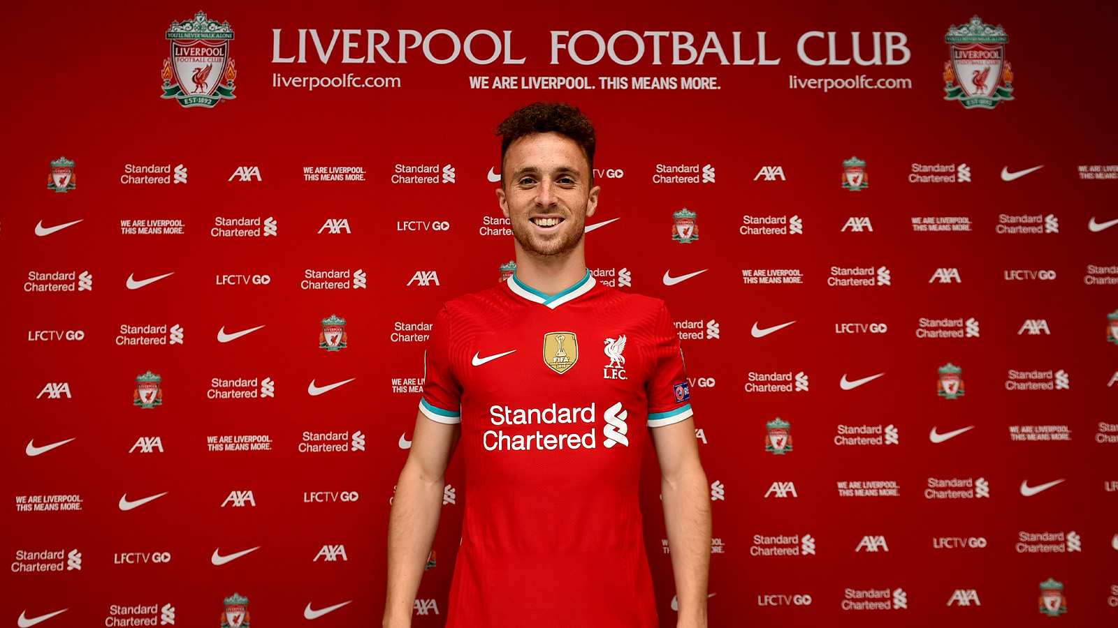 Жоту футболист. Диего жота Ливерпуль. Diogo jota Liverpool. Диогу жота Ливерпуль. Диего жота 2020.