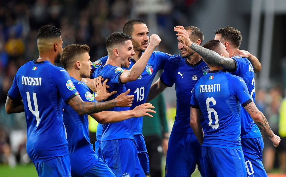 Сборная Италии разгромила Чехию, Крал провёл на поле весь матч
