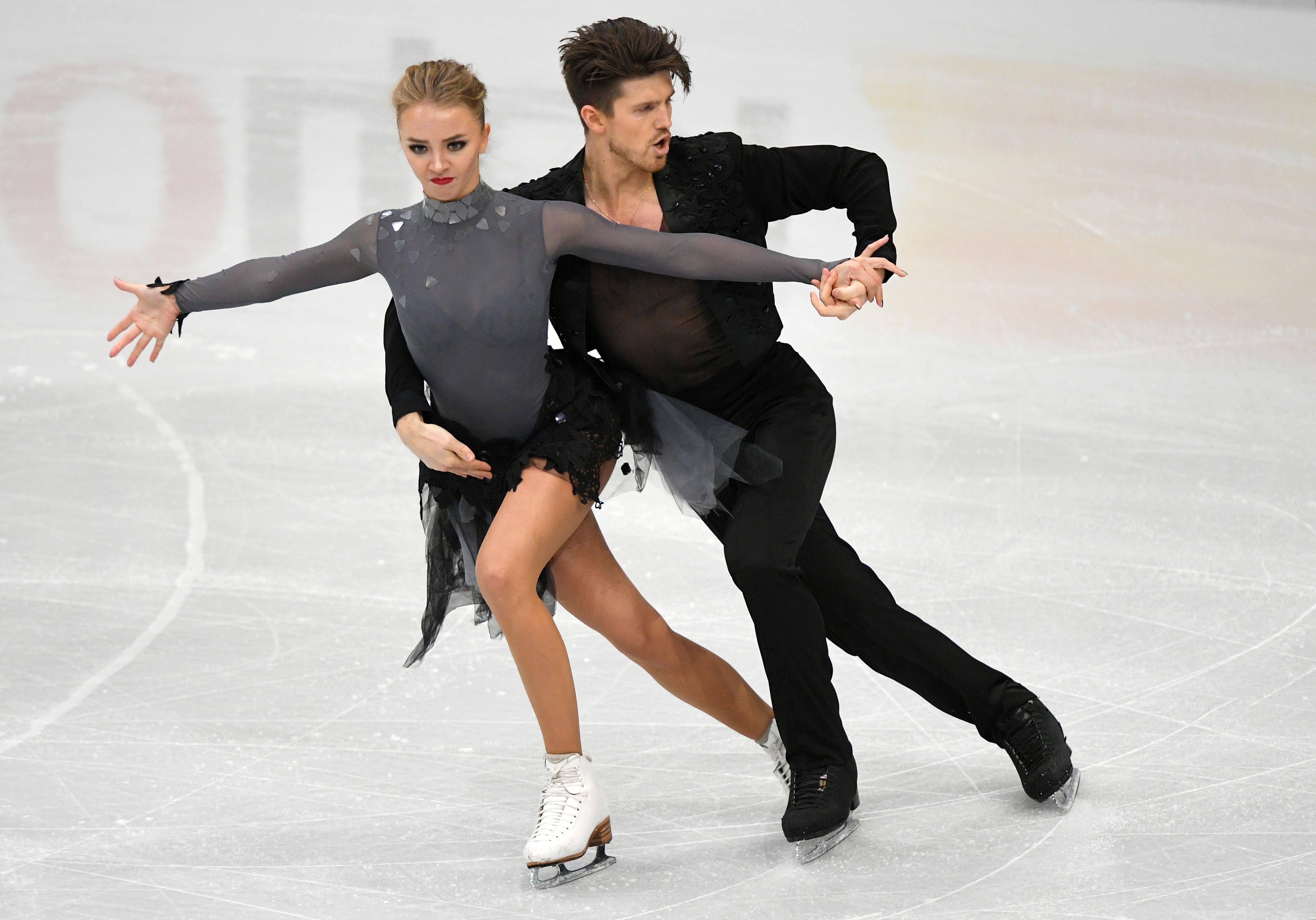 Морозов вошел в тренерский штаб призеров чемпионата Европы в танцах на льду Степановой и Букина