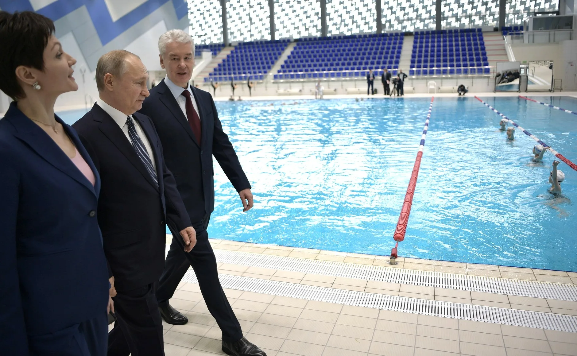 Давыдова перед отбытием уволилась из Олимпийского центра синхронного плавания, который основала в 2014 году
