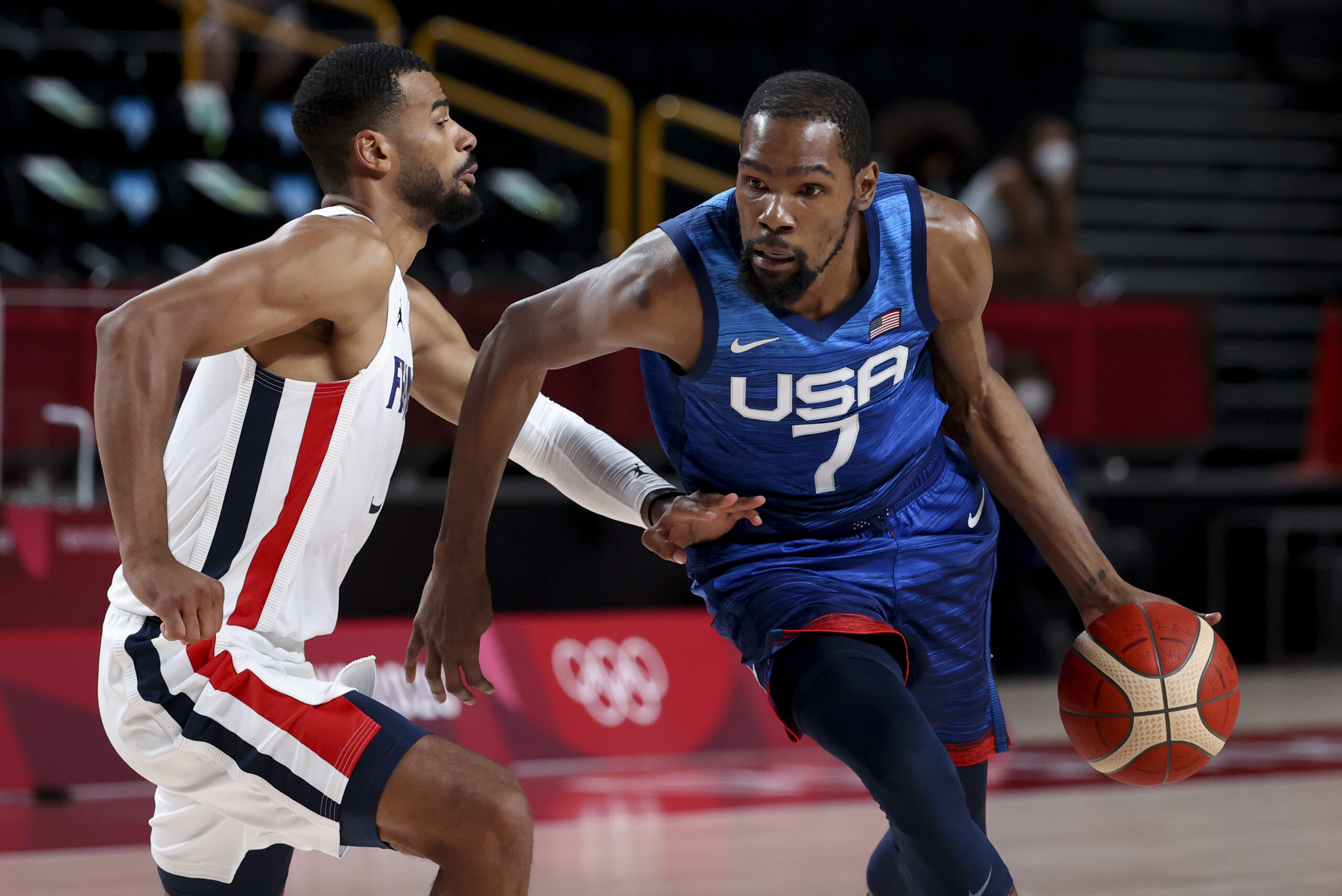 Сборная США стала победителем турнира Олимпийских игр по баскетболу