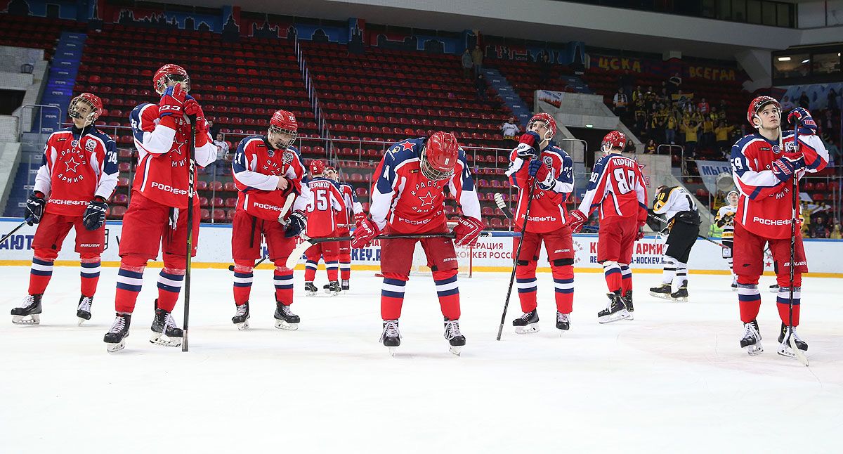 «Омские Ястребы» одержали первую победу в полуфинале Кубка Харламова с «Красной Армией»