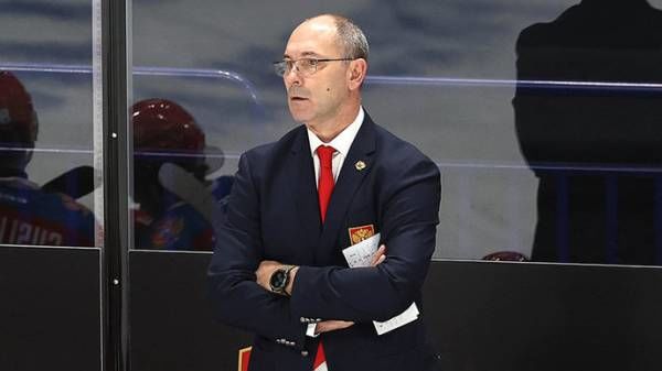 Главный тренер молодежной сборной России по хоккею назвал причины поражения в стартовом матче МЧМ-2022